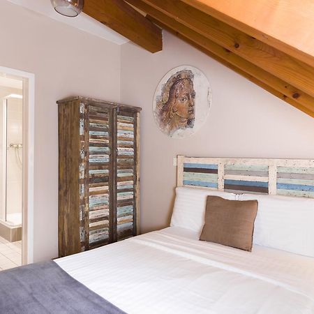 Auberge Communale De Carouge Bagian luar foto