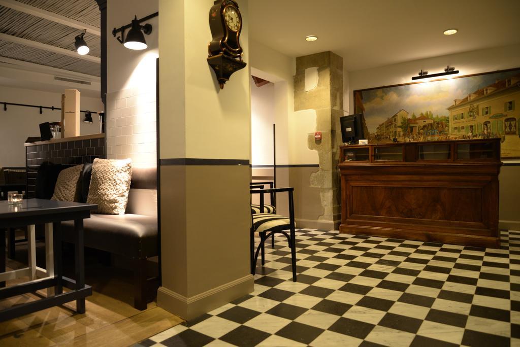 Auberge Communale De Carouge Bagian luar foto