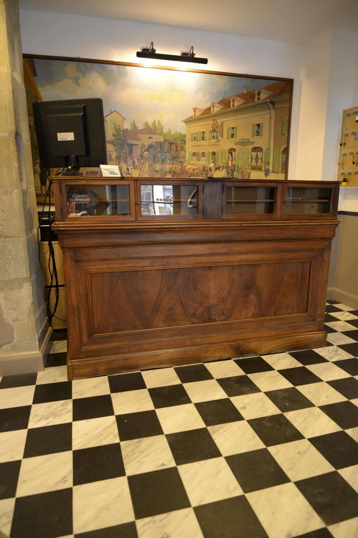 Auberge Communale De Carouge Bagian luar foto
